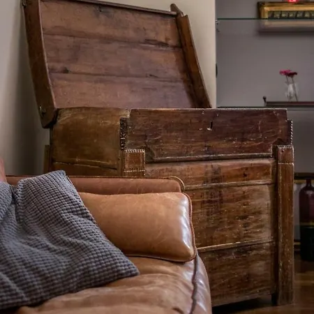 شقة 1910 باري